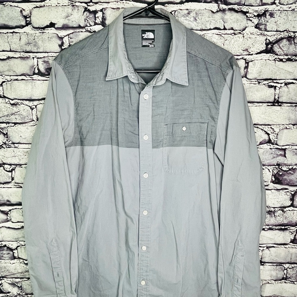 The North Face Gray and Black  Button Down Shirt Men's Medium